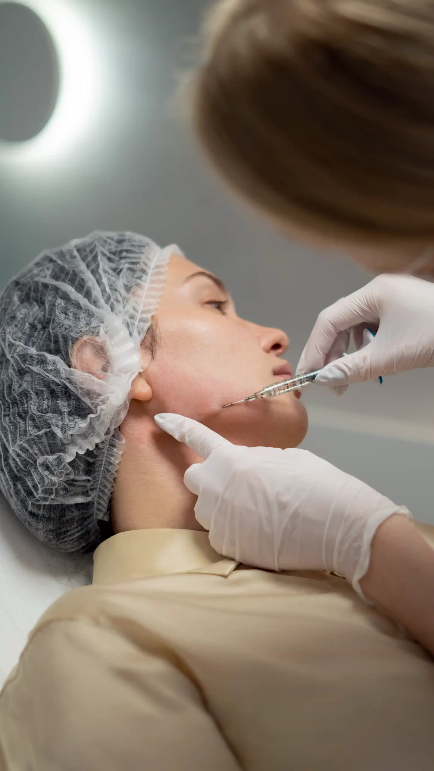 Як Проходить Процедура Контурної Пластики: Етапи, Відновлення Та Рекомендації