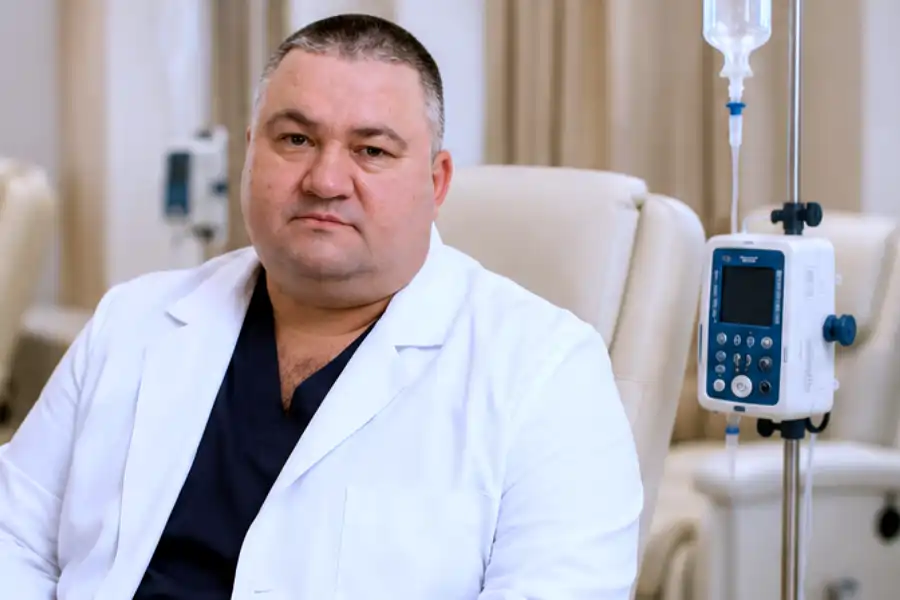 Гірагосов Євгеній Юрійович — онколог, хіміотерапевт у Києві 13 Onkolog U Kyyevi 02
